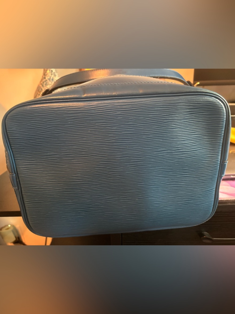 Louis Vuitton Toledo Blue Epi Leather Noé – Pristine Vintage Condition - Picture 4 of 11